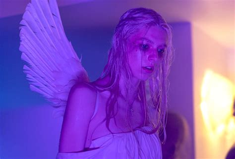 Euphoria Does It Again Hunter Schafer Is Perfect As Jules