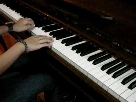 Iniwan ka na ng eroplano okay lang baby 'wag kang magbago dito ka lang humimbing sa aking piling ant. Antukin - Rico Blanco *piano cover - YouTube