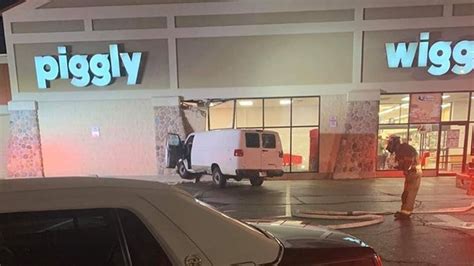 Piggly Wiggly Drive Thru 65 Year Old Man Cited For Owi After