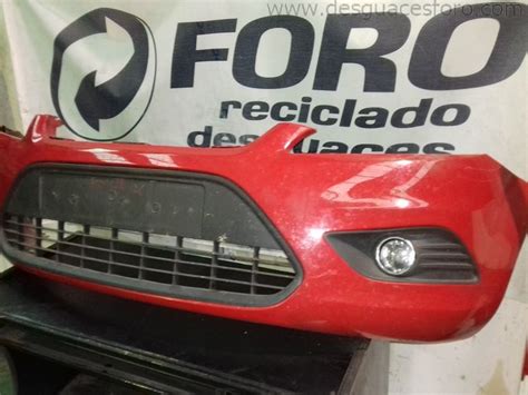 Paragolpes Delantero Ford Focus III Rojo 2 Antinieblas Hierros