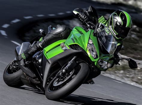 The kawasaki z1000sx is combines sport performances with practical features being available with features such as optional panniers, new talking about suspensions the kawasaki z1000sx is equipped with a 41 mm inverted fork with stepless compression and rebound damping and spring. Kawasaki Z 1000 SX 2014 - Fiche moto - MOTOPLANETE