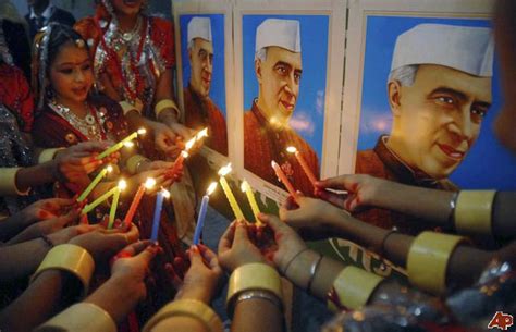 Hey friends are you looking for children's day drawing images. Jawaharlal Nehru Pictures with Children Download,Childhood ...