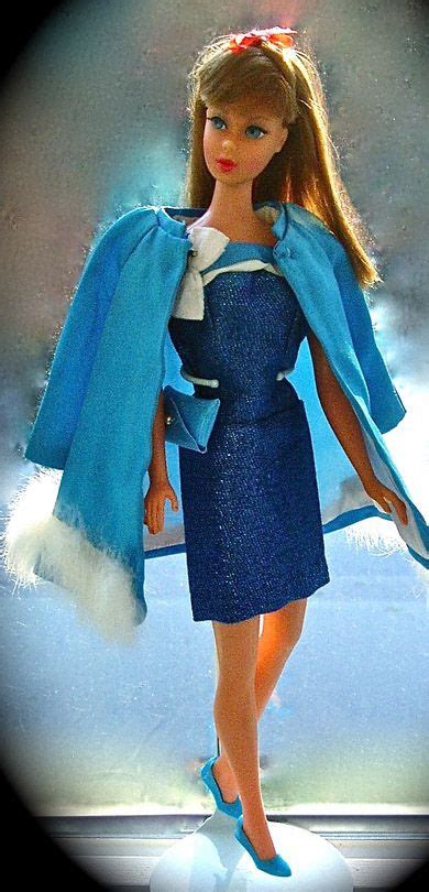 1967 Barbie Sears Exclusive Beautiful Blues 3303 Nrfb Is Worth Up To 3500 Barbie 1960 Play