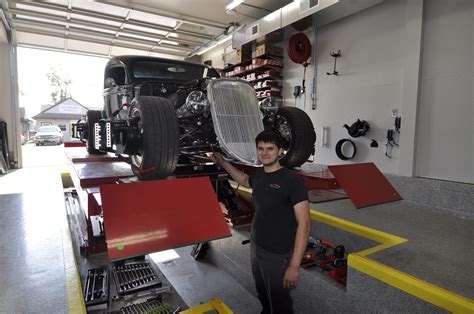 Car Alignment Near Me: State-of-the-Art Alignment Bay