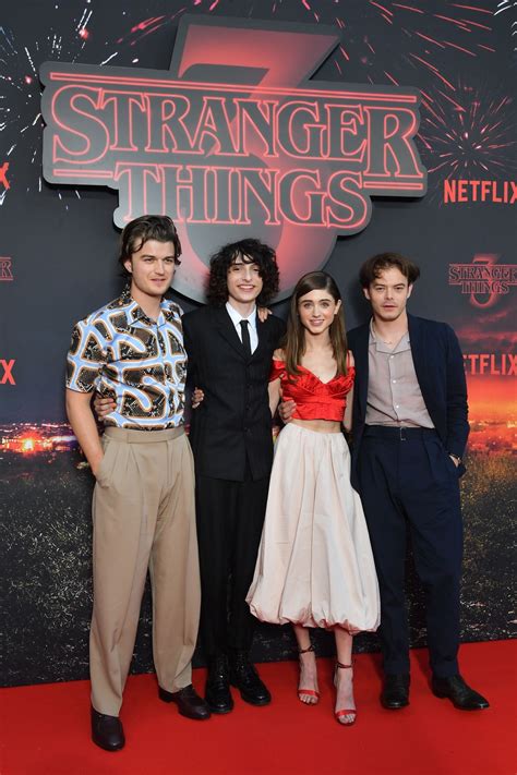 Natalia Dyer Sexy At Stranger Things Season 3 Premiere The Fappening