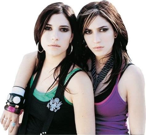 Browse the user profile and get inspired. 2-for-1: What New Style Do The Veronicas Have Up Their ...