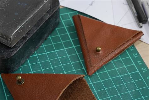 8 Easy Beginner Leather Craft Projects Made From Remnantscrap Leather