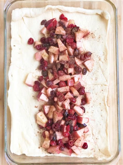 Cranberry Apple Crescent Braid Culinary Butterfly