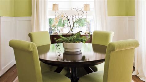 Make A Small Dining Room Look Larger Stylish Dining Room Decorating