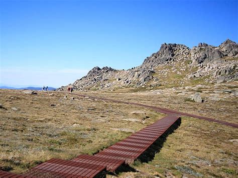 Kosciuszko Lookout Nsw Holidays And Accommodation Things To Do