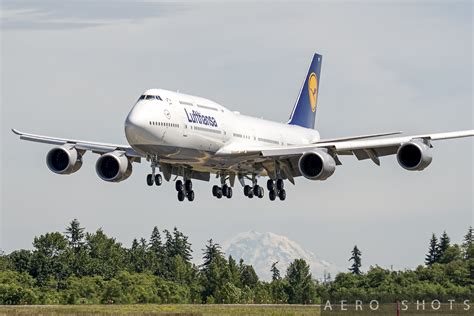 Lufthansas Newest 747 8 D Abyp Shows Off At Paine Field Lufthansa