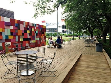 Signature Houston Park Gets A New Feature That Highlights Ancient Oak
