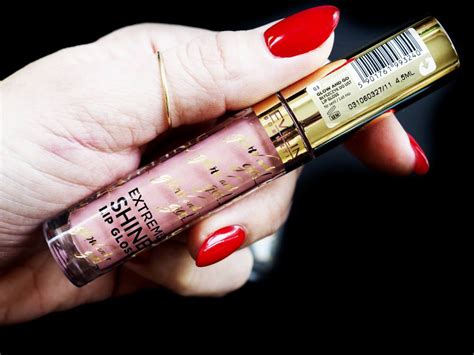 Eveline Glow And Go Swatch - Eveline Cosmetics - OH! MY KISS & GLOW AND GO EXTREME SHINE LIP GLOSS