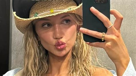 Gabrielle Epstein Continues To Show Off Her Very Thin Frame After Fans