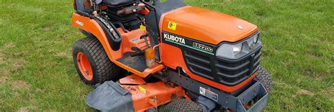 Kubota Compact Tractor Bx2200 22hp Hst Compact Tractors For Sale Uk