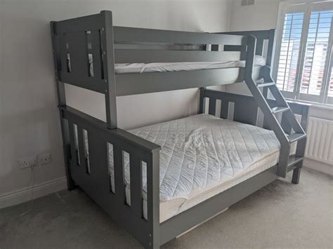 Harvey Norman Single Over Double Bunk Bed In Excellent Condition For Sale In Leopardstown
