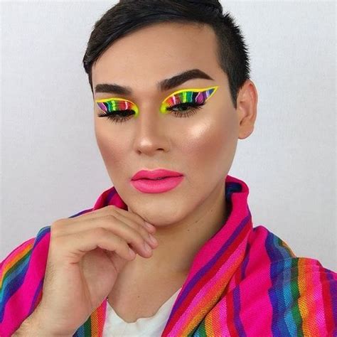 Celebrate Mexican Culture In Full Glam With This Serape Eye Look