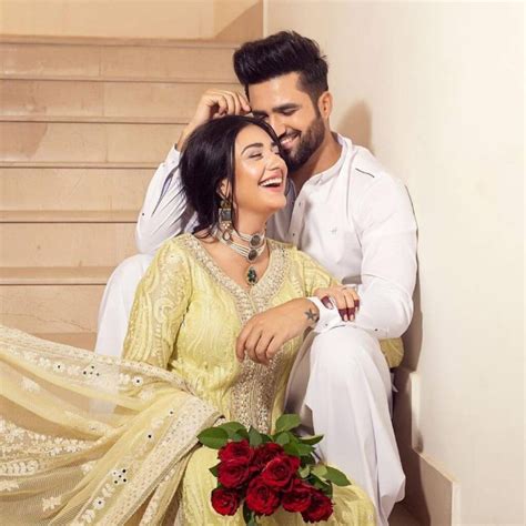 Falak Shabir Celebrates Eid With Wife Sarah Khan Pk Showbiz