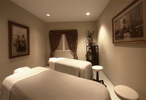 A Massage Room At The Angeline Spa Couples Massage What Could Be Better Massage Therapy Rooms