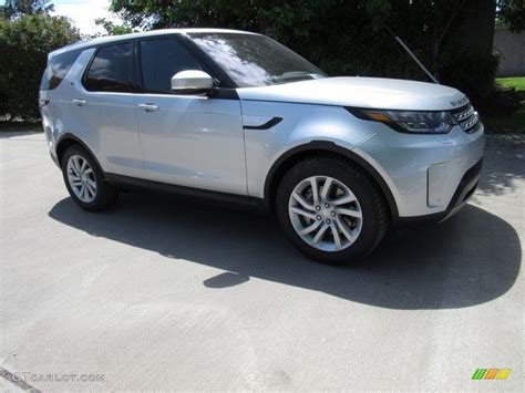 2018 Indus Silver Metallic Land Rover Discovery Hse 126645385