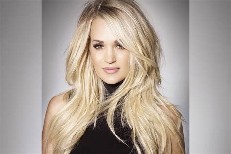 Carrie Underwood To Share Her Fit52 Program In New Fitness And