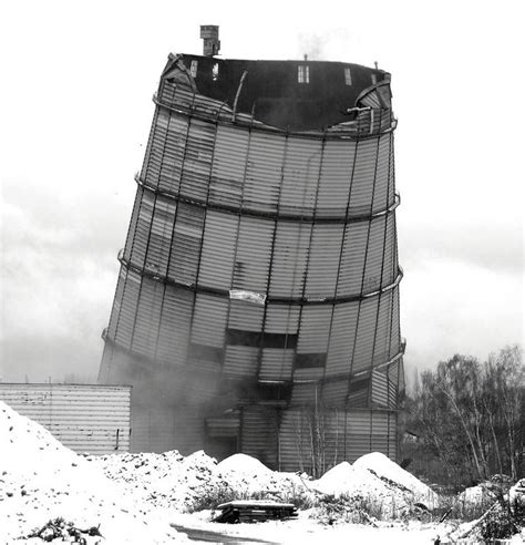 Sitz der aktiengesellschaft ist münster. Sprengung Gasometer Kokerei Hansa Foto & Bild | marodes ...