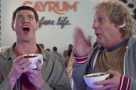 Dumb And Dumber To Trailer Shows Hilarious First Look At Comedy Sequel Daily Star