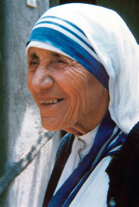 Madre teresa di calcutta nato 26 agosto 1910 a skopje morto 5 settembre 1997 a calcutta sesso femminile nazionalità albanese professione religioso riconoscimenti. Foto di Madre Teresa di Calcutta