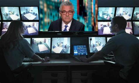 Cnn star legal analyst jeffrey toobin was suspended by his other employer, the new yorker, on monday amid claims he was caught masturbating during a zoom call with colleagues. Giornalista si masturba in videoconferenza: sospeso