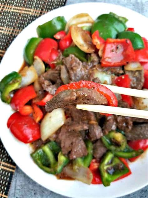This slow cooker mongolian beef is flank steak cooked with garlic, ginger, brown sugar and soy sauce. Chinese Beef Pepper Steak