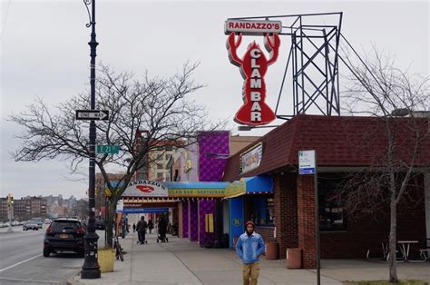 Use your uber account to order delivery from randazzo's clam bar in new york city. Revisiting the classics: Randazzo's Clam Bar