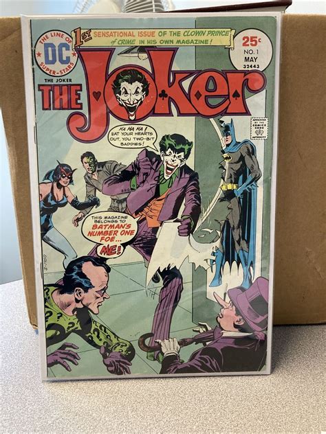 The Joker 1 Two Face Catwoman Riddler Penguin Marvel 1975 Comic