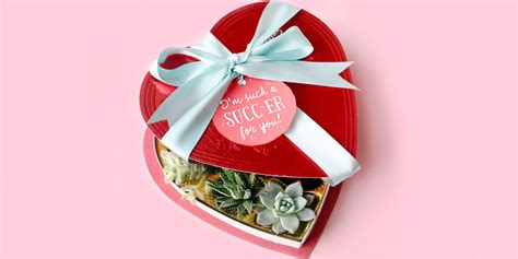 Check spelling or type a new query. 26 DIY Valentine's Day Gift Ideas - Easy Homemade ...
