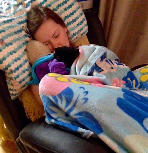 Woman With Sleeping Beauty Syndrome Sleeps For Months At A Time Oddcup