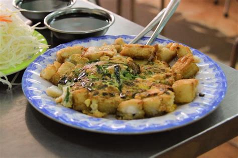 Bot Chien Fried Rice Flour Cakes Vietnamenu