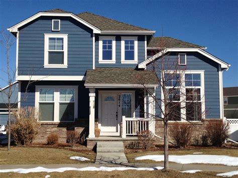 Iko's cambridge ir with armourzone weatherwood shingle boasts of extreme weather protection. The Weathered Wood shingles from the GAF Timberline HD line of shingles look really grea ...