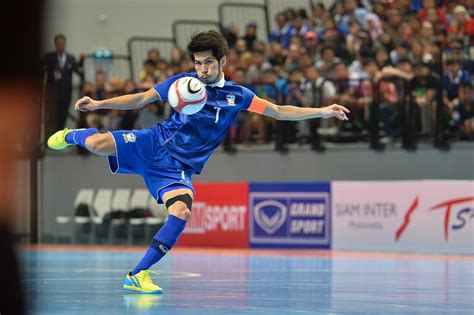 Empat Perbedaan Besar Antara Futsal Dan Sepak Bola