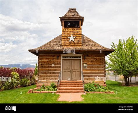 Exterior View Of The Torrey Pioneer Schoolhouse At Utah Stock Photo Alamy