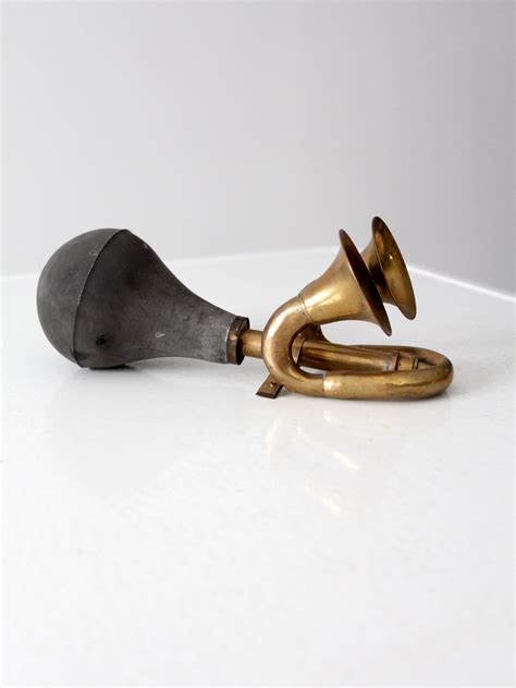antique car horn – 86 Vintage