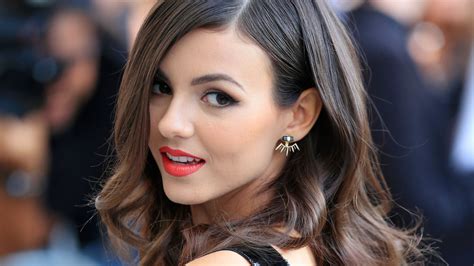 Victoria Justice Gorgeous Hd Celebrities 4k Wallpapers Images