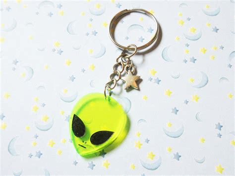 Acrylic Alien Keychain Outer Space Alien Key Chain 90s Grunge By