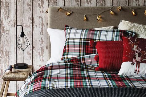 Christmas Bedding Our Pick Of The Best Seasonal Bedding Sets