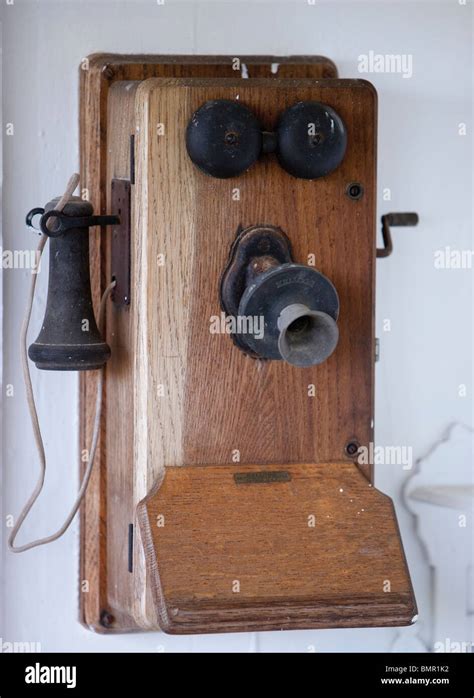 Teléfono De Manivela En Rancho Viejo En Hawai Fotografía De Stock Alamy