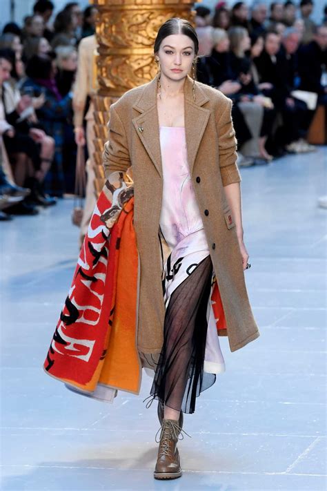 Derek zoolander's got nothing on gigi hadid. Gigi Hadid - Chloe Runway Show in Paris | GotCeleb
