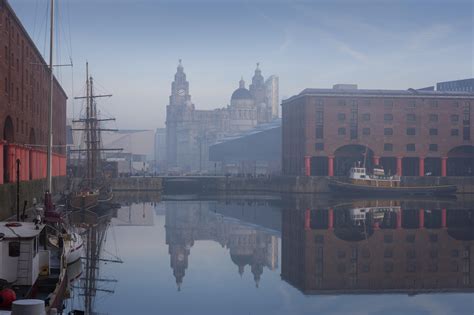 Wallpaper Liverpool City Skyline / Liverpool City Wallpapers Top Free ...