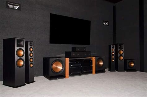 Home theater system buying guide. Klipsch speakers in great listening room | Heimkino ...