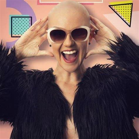 341 best mulheres carecas bald women images on pinterest bald women bald girl and shaved head