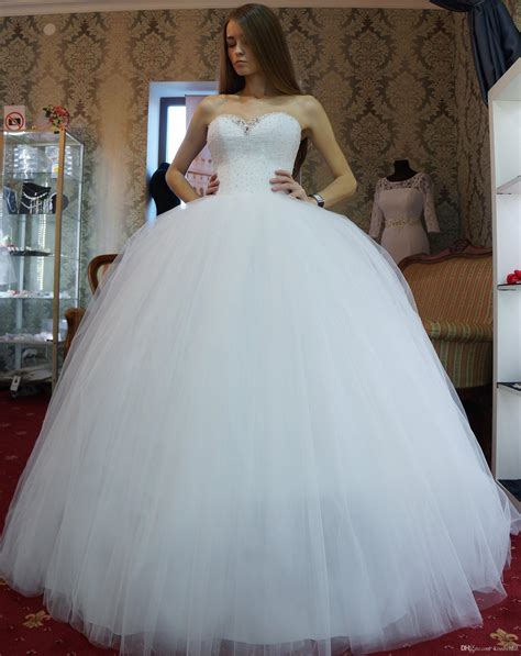 Wholesale wedding dresses under 300, wedding dresses usa and wedding gowns uk on dhgate.com are fashion and cheap. Big Puffy Wedding Dresses 2019 Princess Strapless Beaded ...