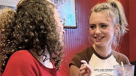 Teen Mom Leah Messer Fans Think Stars Twin Daughters Ali And Aleeah