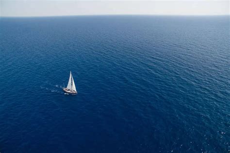 Sailing Across The Atlantic Ocean Whats It Like Oceanpreneur